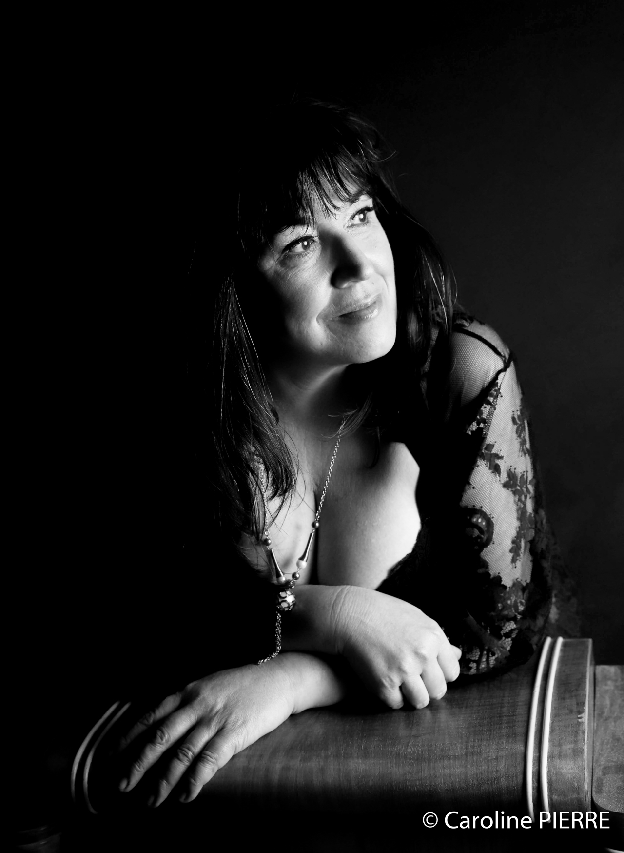 photographe-la-rochelle-charente-maritime-chatelaillon-plagePHOTOGRAPHE PORTRAITS : SHOOTING PHOTOS GLAMOUR - CAROLINE PIERRE PHOTOGRAPHE