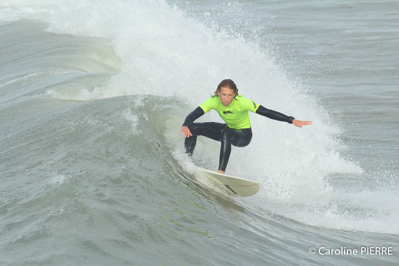 surf-et-paddle-saint-jean-de-montsPHOTOGRAPHE SAINT-JEAN-DE-MONTS, DÉPARTEMENT VENDÉE (85) - CAROLINE PIERRE PHOTOGRAPHE